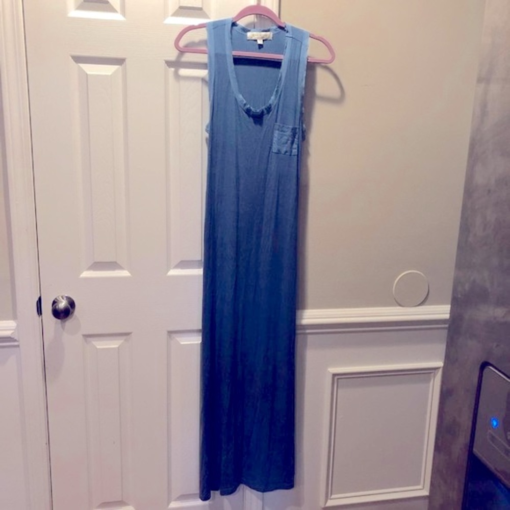 Olive & Oak Outfitters contrast trim maxi dress S